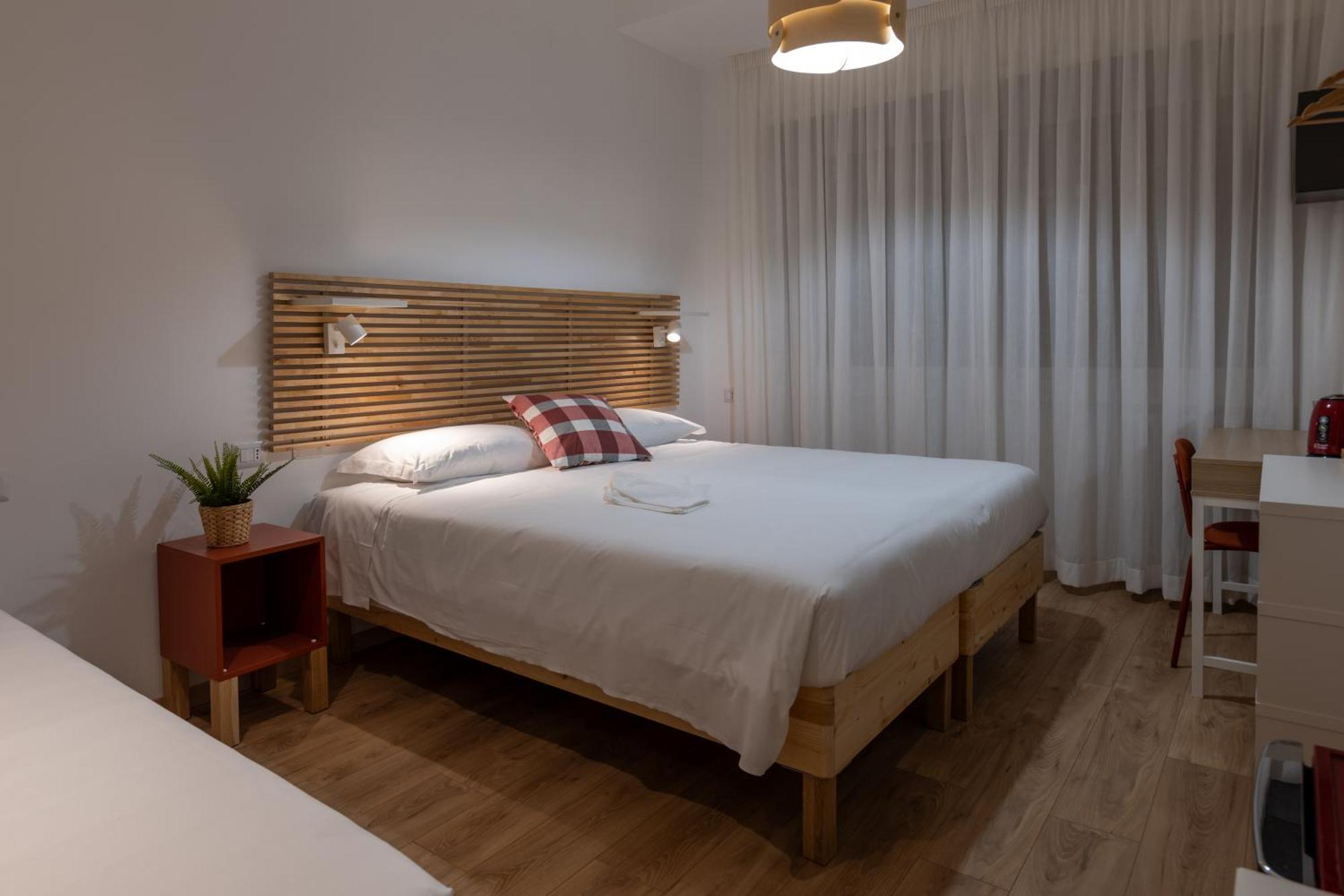 433 Rooms Roma ภายนอก รูปภาพ